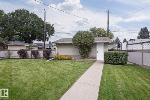 4412 107 Avenue, Edmonton, AB - Outdoor