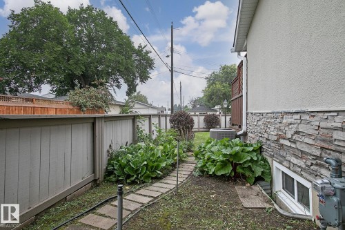 4412 107 Avenue, Edmonton, AB - Outdoor