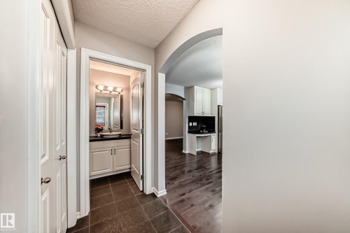 1515 Towne Centre Boulevard, Edmonton, AB - Indoor Photo Showing Other Room