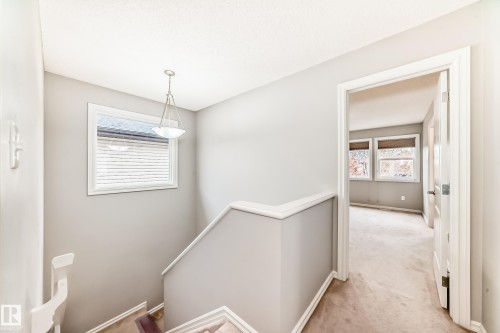 1515 Towne Centre Boulevard, Edmonton, AB - Indoor Photo Showing Other Room