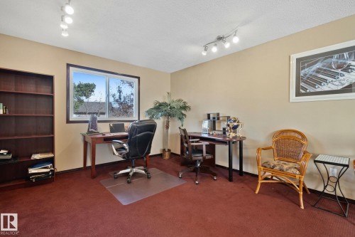 12218 143 Avenue, Edmonton, AB - Indoor Photo Showing Office