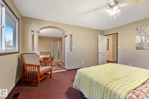 12218 143 Avenue, Edmonton, AB - Indoor Photo Showing Bedroom