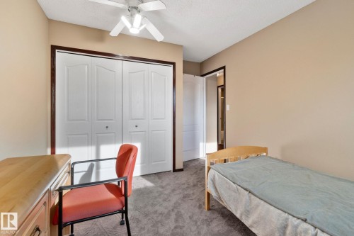 12218 143 Avenue, Edmonton, AB - Indoor Photo Showing Bedroom
