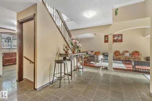 12218 143 Avenue, Edmonton, AB - Indoor Photo Showing Other Room