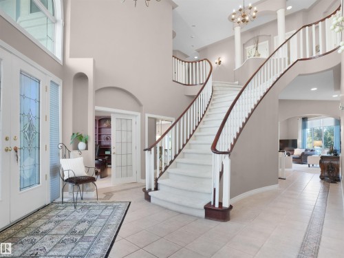 255 Wilson Lane, Edmonton, AB - Indoor Photo Showing Other Room