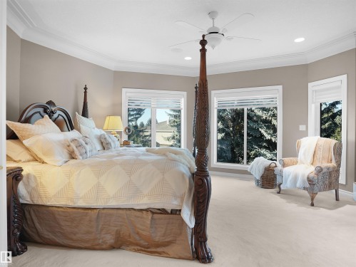 255 Wilson Lane, Edmonton, AB - Indoor Photo Showing Bedroom