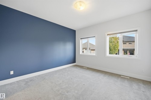 5169 Mullen Road, Edmonton, AB - Indoor Photo Showing Other Room