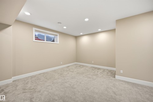 5169 Mullen Road, Edmonton, AB - Indoor