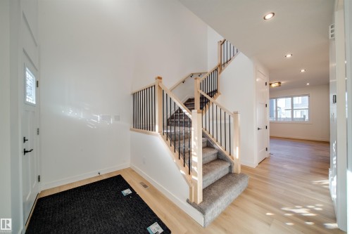 20 Blackbird Bend, Fort Saskatchewan, AB - Indoor Photo Showing Other Room