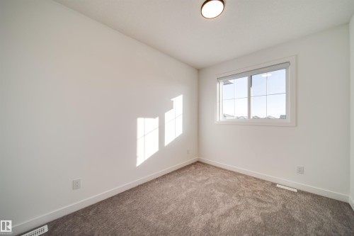 20 Blackbird Bend, Fort Saskatchewan, AB - Indoor Photo Showing Other Room