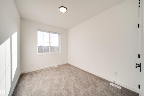 20 Blackbird Bend, Fort Saskatchewan, AB - Indoor Photo Showing Other Room
