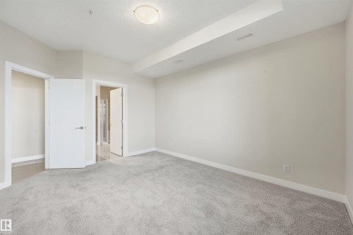 413 625 Leger Way, Edmonton, AB - Indoor Photo Showing Other Room