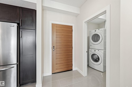 413 625 Leger Way, Edmonton, AB - Indoor Photo Showing Laundry Room