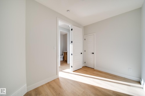 8511 183 Avenue, Edmonton, AB - Indoor Photo Showing Other Room