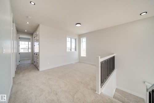 8511 183 Avenue, Edmonton, AB - Indoor Photo Showing Other Room