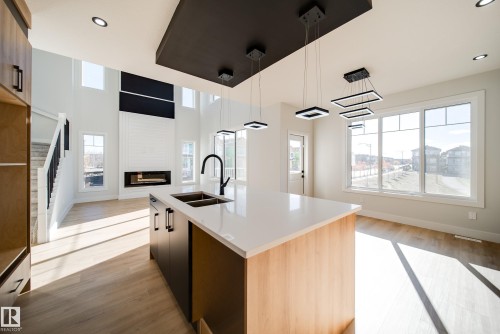 8511 183 Avenue, Edmonton, AB - Indoor Photo Showing Kitchen With Double Sink With Upgraded Kitchen