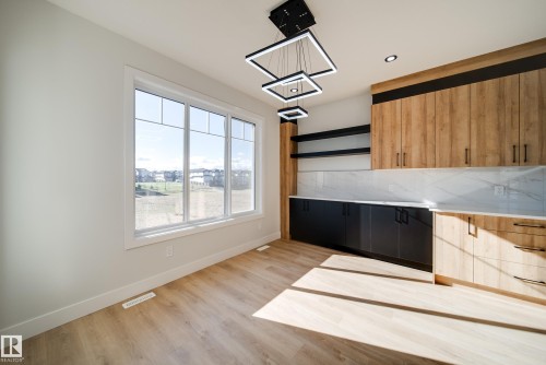 8511 183 Avenue, Edmonton, AB - Indoor Photo Showing Other Room