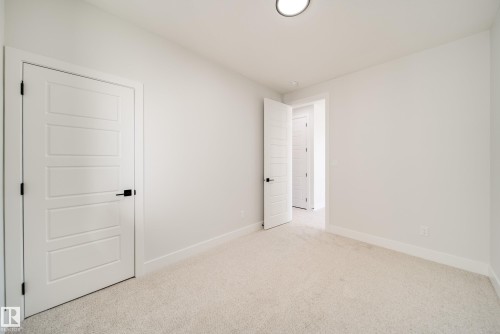 8511 183 Avenue, Edmonton, AB - Indoor Photo Showing Other Room