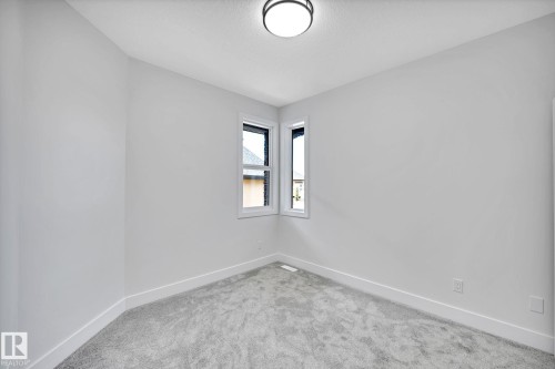 24 104 Allard Link, Edmonton, AB - Indoor Photo Showing Other Room