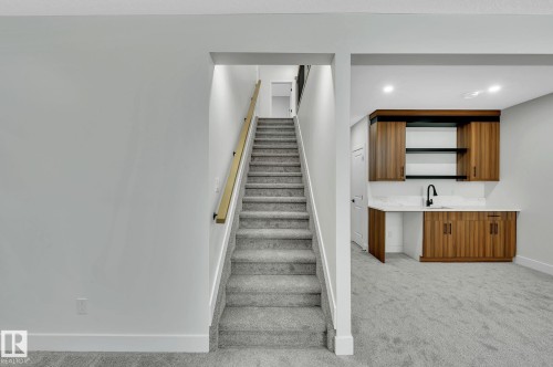 24 104 Allard Link, Edmonton, AB - Indoor Photo Showing Other Room