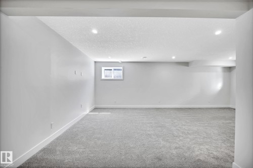 24 104 Allard Link, Edmonton, AB - Indoor Photo Showing Other Room