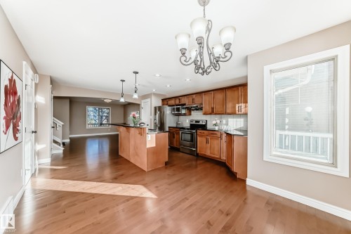 283 Griesbach Road, Edmonton, AB - Indoor Photo Showing Kitchen