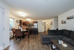 7208 7327 SOUTH TERWILLEGAR Drive  Edmonton, AB T6R 0L8