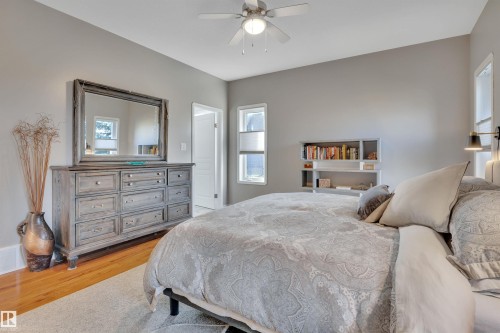 254 Pipestone Close, Millet, AB - Indoor Photo Showing Bedroom