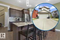 30 HILLDOWNS Drive  Spruce Grove, AB T7X 0J2