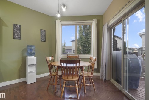 30 Hilldowns Drive, Spruce Grove, AB - Indoor Photo Showing Dining Room