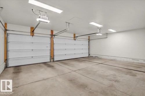 7142 May Cr, Edmonton, AB - Indoor Photo Showing Garage