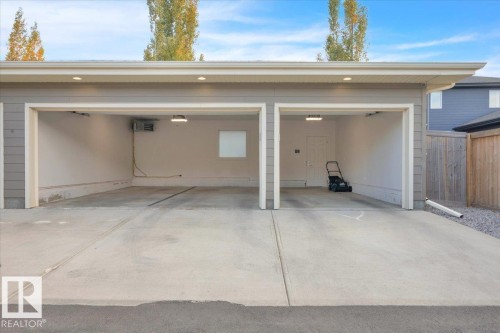 7142 May Cr, Edmonton, AB - Outdoor With Exterior