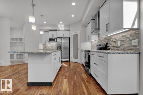 7142 May Cr, Edmonton, AB - Indoor Photo Showing Kitchen With Upgraded Kitchen