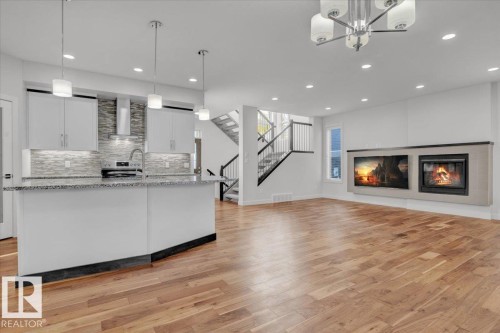 7142 May Cr, Edmonton, AB - Indoor Photo Showing Kitchen With Upgraded Kitchen