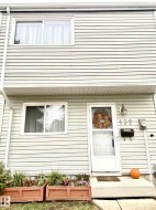 132 DICKINSFIELD Court  Edmonton, AB T5E 5V8