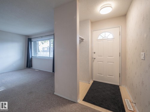14315 58 Street, Edmonton, AB - Indoor Photo Showing Other Room