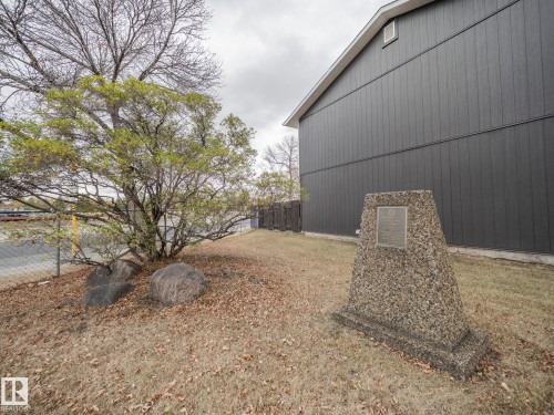 14315 58 Street, Edmonton, AB - Outdoor