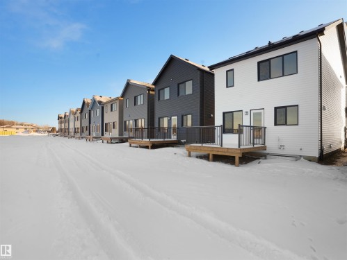 24 1430 Aster Way, Edmonton, AB - Outdoor