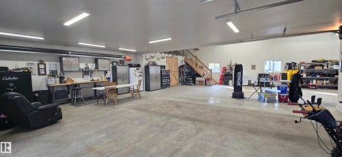 161038 Twp 584, Rural Lamont County, AB - Indoor Photo Showing Garage