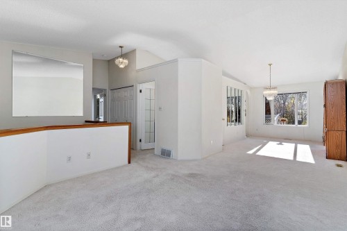 13851 131 Avenue, Edmonton, AB - Indoor Photo Showing Other Room