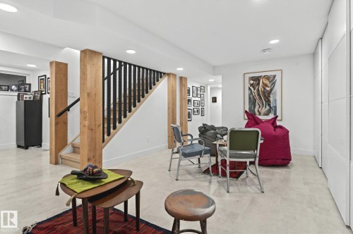 7222 119 Street, Edmonton, AB - Indoor