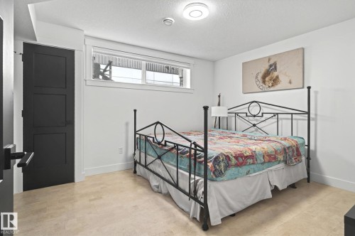 7222 119 Street, Edmonton, AB - Indoor Photo Showing Bedroom