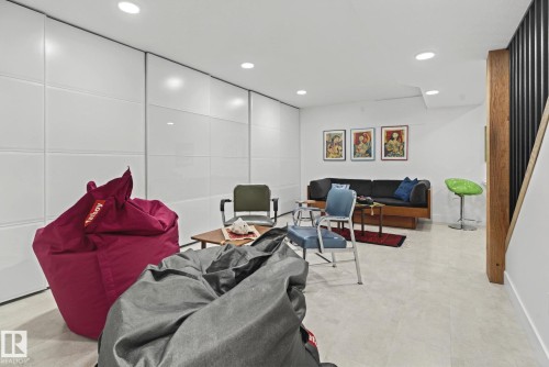 7222 119 Street, Edmonton, AB - Indoor Photo Showing Other Room