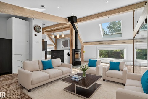 7222 119 Street, Edmonton, AB - Indoor Photo Showing Living Room