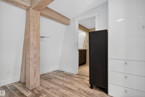 7222 119 Street, Edmonton, AB - Indoor Photo Showing Other Room