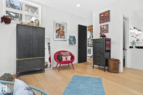 7222 119 Street, Edmonton, AB - Indoor