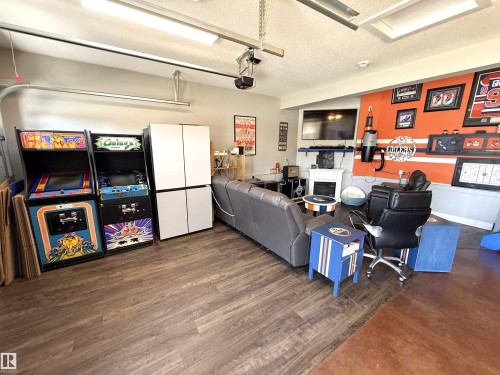 1186 Genesis Lake Boulevard, Stony Plain, AB - Indoor