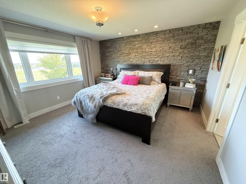 1186 Genesis Lake Boulevard, Stony Plain, AB - Indoor Photo Showing Bedroom