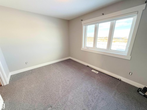 1186 Genesis Lake Boulevard, Stony Plain, AB - Indoor Photo Showing Other Room