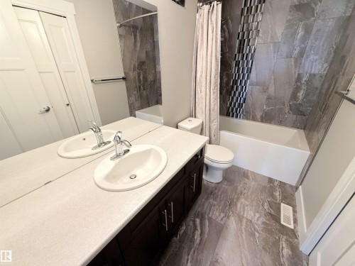 1186 Genesis Lake Boulevard, Stony Plain, AB - Indoor Photo Showing Bathroom